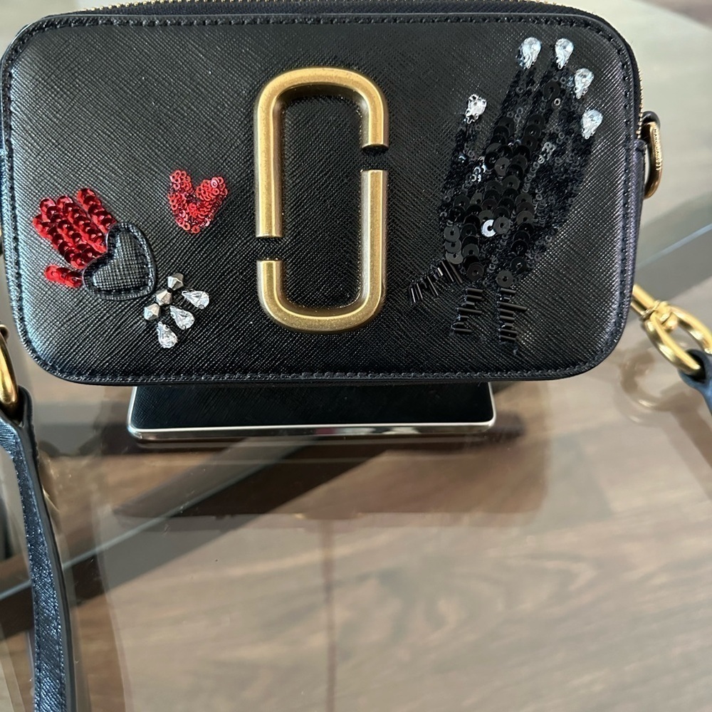 💎AUTHENTICATED MARC JACOB LIMITED EDITION CAMERA BAG💎 - Picture 4 of 15